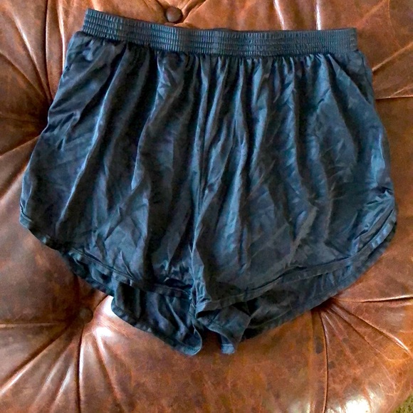 Soffee Silk Shorts - Picture 1 of 4